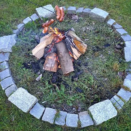 Lesny Zakatek Z Klimatyzacja Ferienhaus *